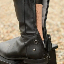 EquiFit Gel Bands -Cavalleria Toscana Store gel band beige tall in use 21264 equifit 55470.1681939802