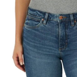 Wrangler Retro Green High Rise Trouser Jean -Cavalleria Toscana Store green high rise trouser denim front detail 112317722 wrangler 72701.1670538158