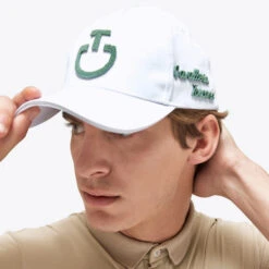 Cavalleria Toscana Tufted Stitch Cap -Cavalleria Toscana Store tuffed stitch cap white green lifestyle CPU025 GA025 015L cavalleria toscana 37937.1678573867